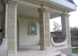 Отделка дагестанским камнем