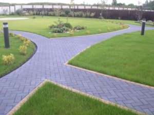 Обустройство садовых дорожек