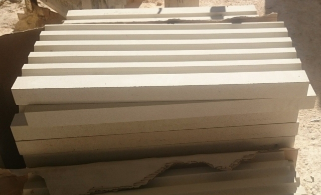 Пилястры из чиринского камня Пилястры из чиринского камня