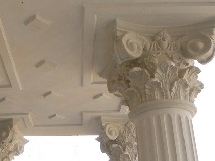 Капитель и облицованый потолок, Материал акушинский известняк Капитель и облицованый потолок, Материал акушинский известняк