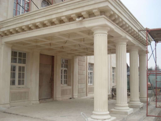 Колонны из Дагестанского камня Колонны из Дагестанского камня