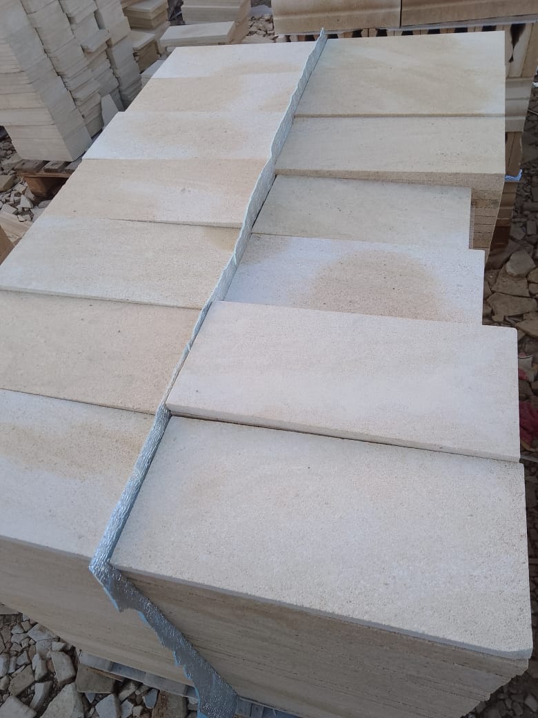 Плитка из Дагестанского известняка «крапинка» Крапинка дагестанский известняк