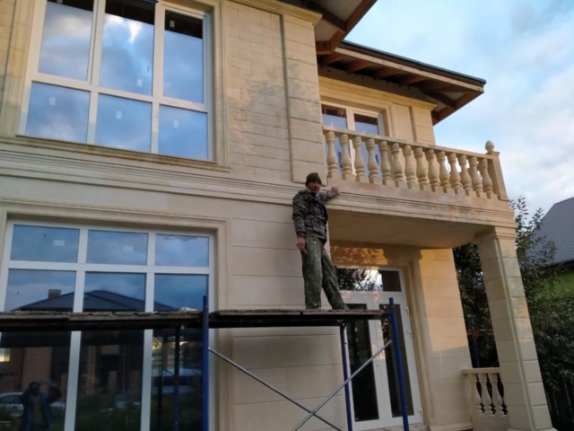 Облицовка дагестанским песчаником Облицовка дагестанским песчаником