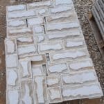 Плитка из Мекегинского доломита с фаской и со сколом