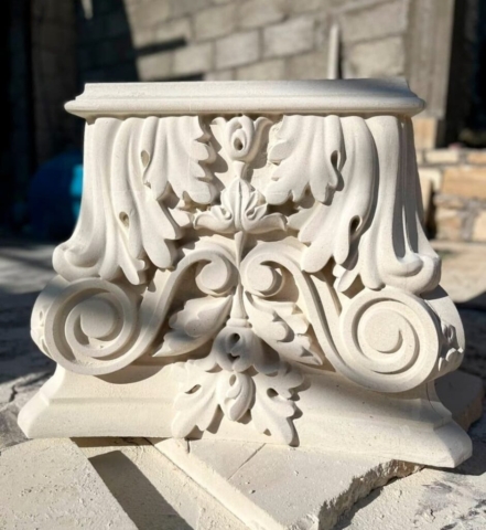 Капитель из известняка Капитель из дагестанского известняка