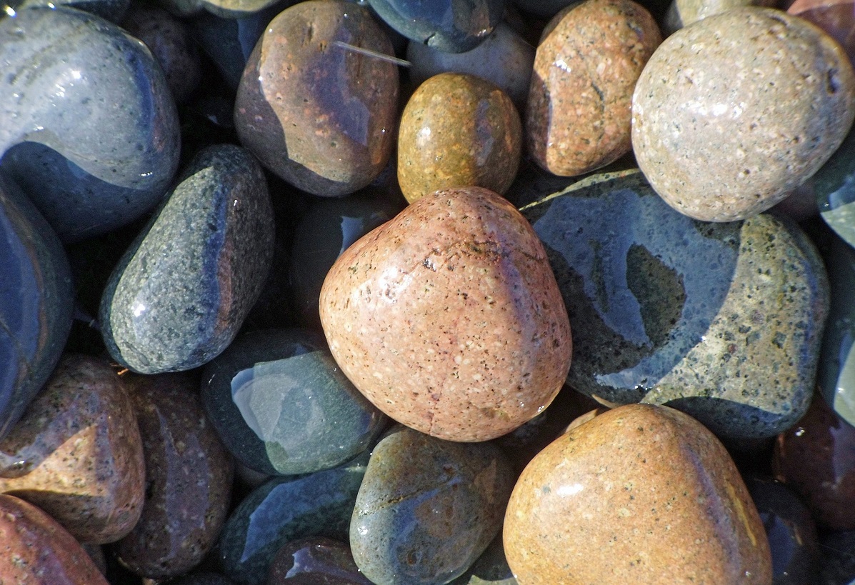 Речной камень